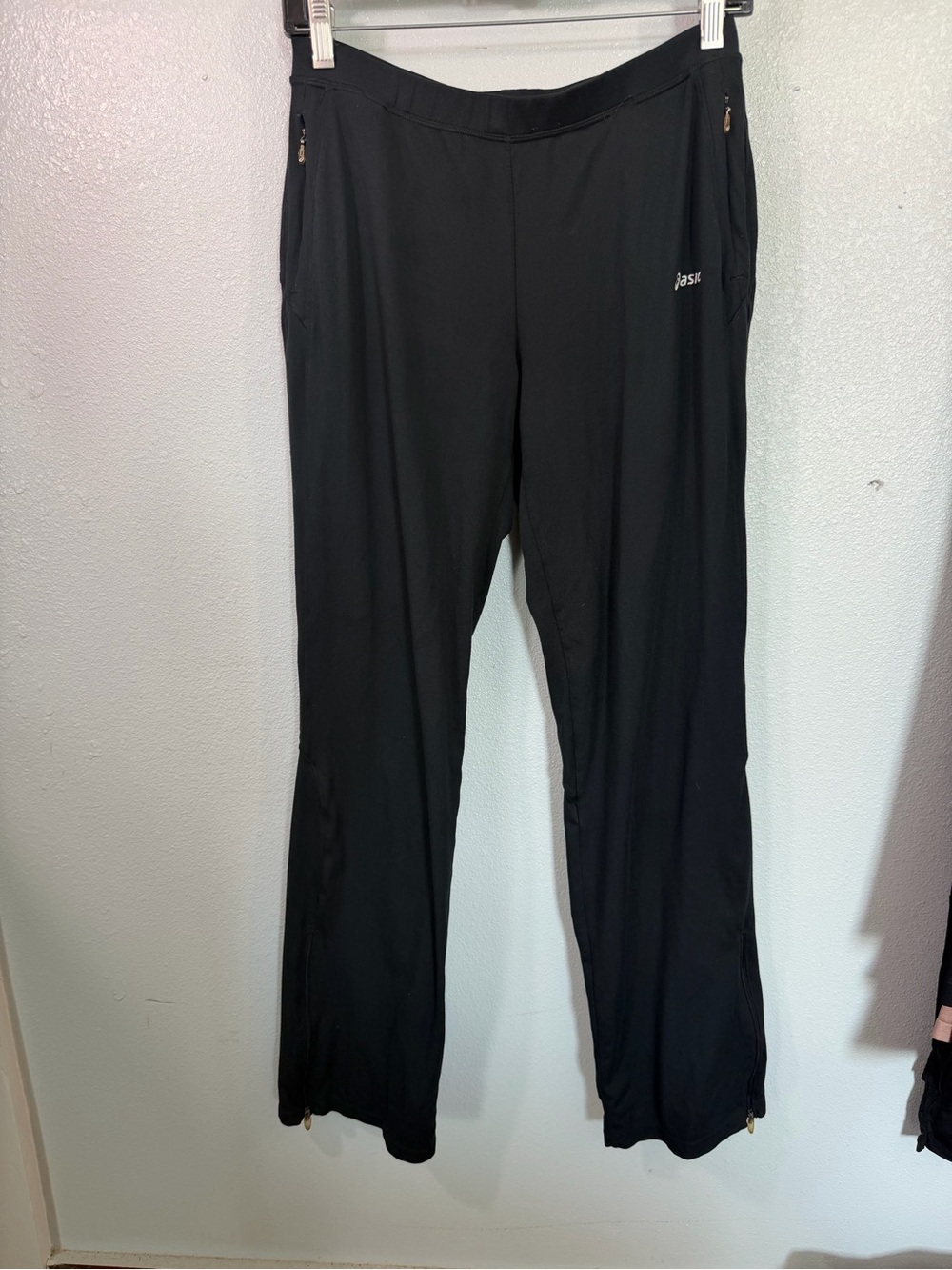 Asics Black Men’s Performance Joggers